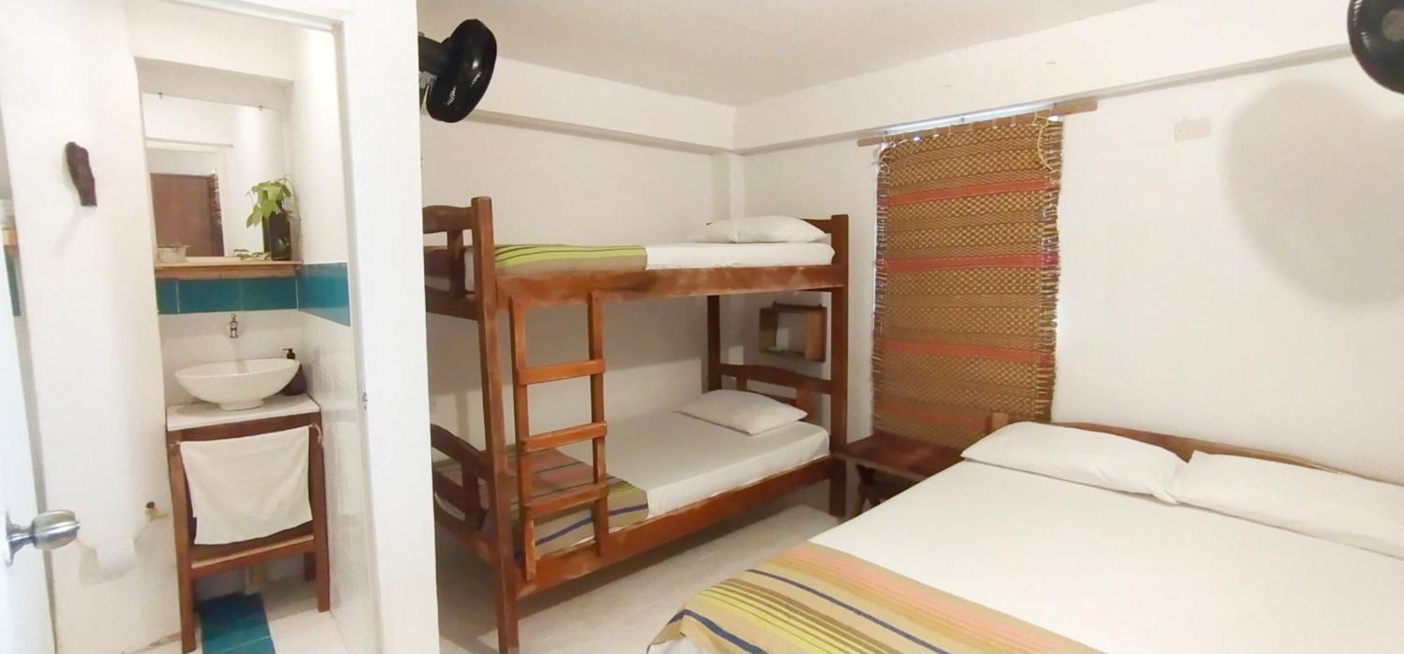 Quatro Palos Rincon Bilik gambar